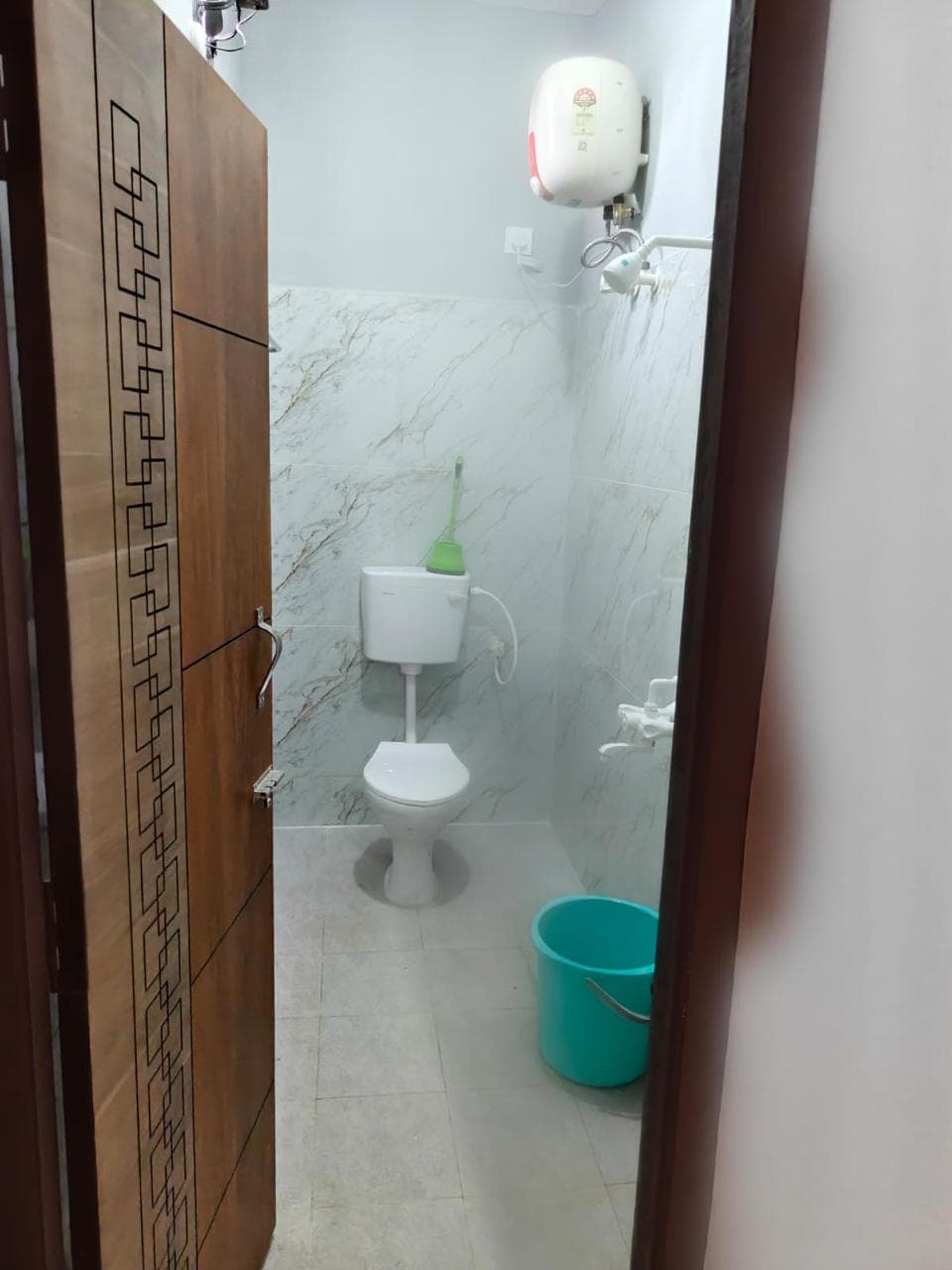 Clean rooms near Vellore for family stays